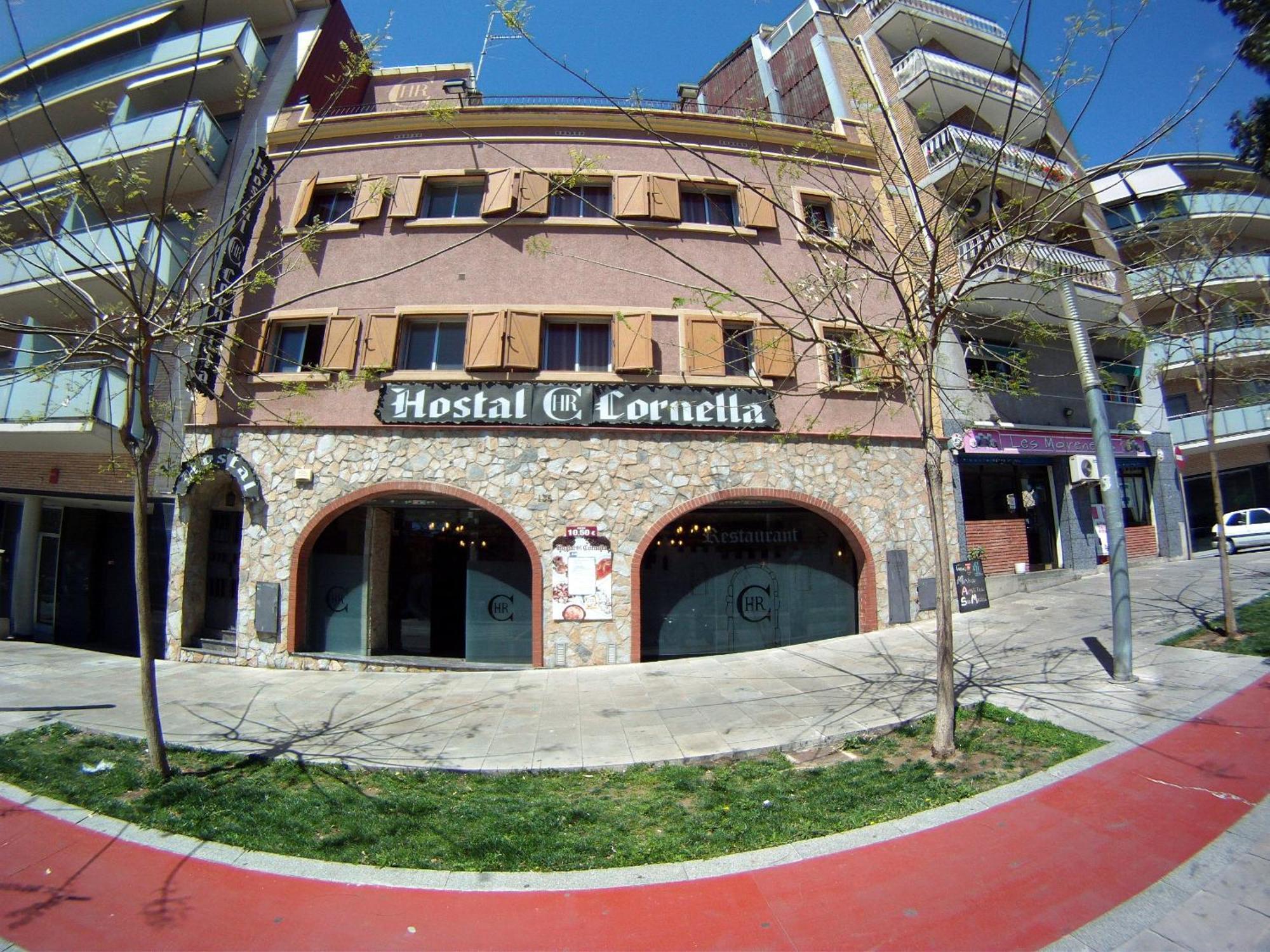 Hostal Restaurante Cornella Cornellá de Llobregat Exterior foto